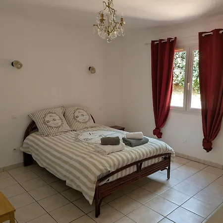 Des Olivades Villa *